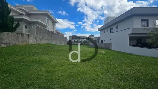 Lote/Terreno à venda, 600m² no Centro, Vinhedo