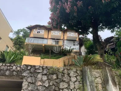 Casa de Condomínio com 3 Quartos à venda, 416m² no Piratininga, Niterói