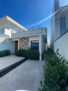 Casa de Condomínio com 3 Quartos à venda, 159m² no Chácara Jaguari (Fazendinha), Santana de Parnaíba