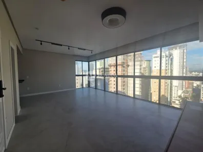 Apartamento com 3 Quartos para alugar, 125m² no Centro, Balneário Camboriú