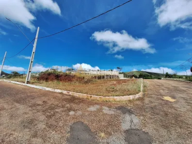 Lote/Terreno à venda, 903m² no Balneário Água Limpa, Nova Lima