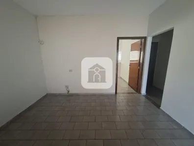 Casa com 3 Quartos para alugar, 113m² no Jardim Patrícia, Uberlândia