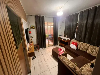 Casa com 8 Quartos à venda, 200m² no Petrolândia, Contagem