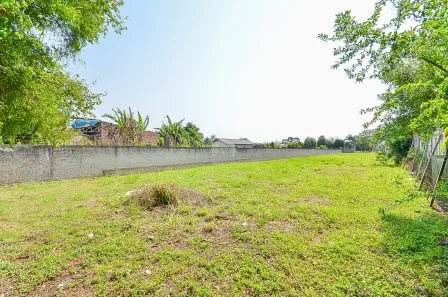 Lote/Terreno à venda, 1946m² no Cajuru, Curitiba