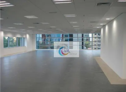 Sala Comercial para alugar, 750m² no Cidade Monções, São Paulo