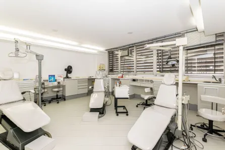 Consultório com 5 Quartos à venda, 131m² no Centro, Curitiba
