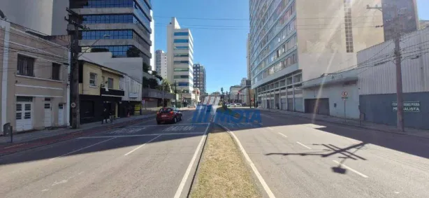 Ponto Comercial à venda, 28m² no Centro, Curitiba