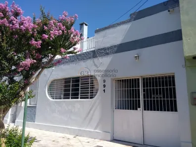 Casa com 3 Quartos para alugar, 100m² no Centro, Pelotas