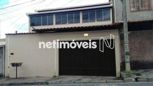 Casa com 3 Quartos à venda, 162m² no Capelinha, Betim