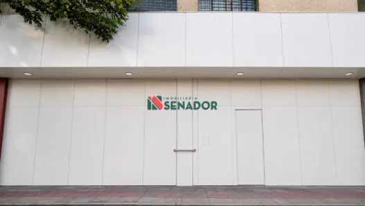 Ponto Comercial para alugar, 377m² no Centro, Londrina