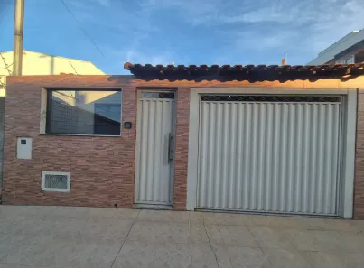 Casa com 3 Quartos à venda, 145m² no São Carlos, Pouso Alegre