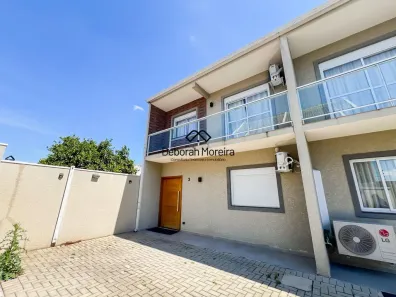 Sobrado com 3 Quartos à venda, 110m² no Pinheirinho, Curitiba