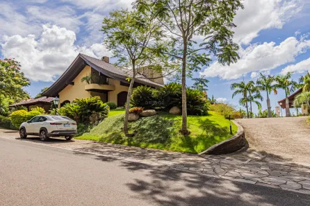 Casa de Condomínio com 3 Quartos à venda, 498m² no Cavalhada, Porto Alegre