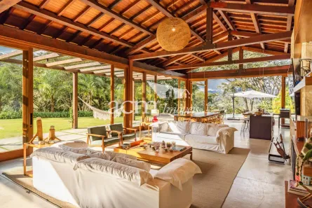 Casa de Condomínio com 5 Quartos para venda ou aluguel, 5000m² no Itaipava, Petrópolis