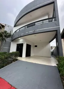 Casa com 4 Quartos para alugar, 280m² no Quarenta Horas (Coqueiro), Ananindeua