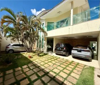 Sobrado com 3 Quartos à venda, 225m² no Goiânia 2, Goiânia