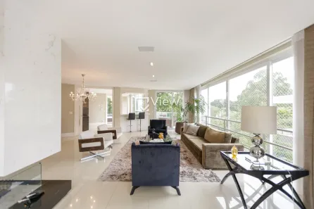 Casa de Condomínio com 4 Quartos à venda, 700m² no São João, Curitiba