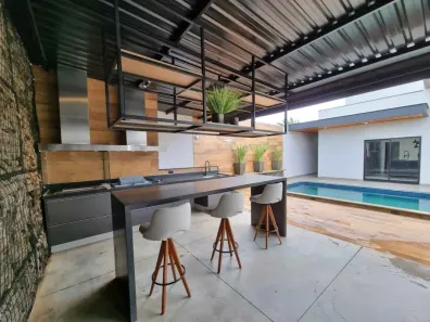 Casa de Condomínio com 3 Quartos à venda, 257m² no Centro, Piratininga