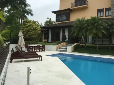 Casa de Condomínio com 4 Quartos para alugar, 982m² no Tamboré, Santana de Parnaíba