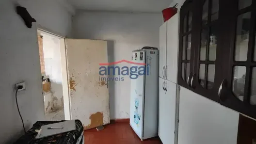 Casa com 3 Quartos à venda, 180m² no Cidade Salvador, Jacareí