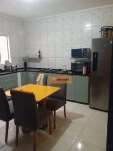 Casa com 3 Quartos à venda, 115m² no Parque das Varinhas, Mogi das Cruzes