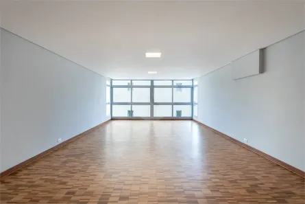 Apartamento com 3 Quartos à venda, 180m² no Cerqueira César, São Paulo