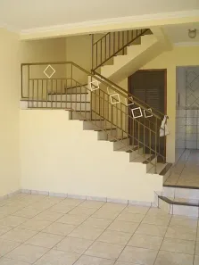 Sobrado com 4 Quartos à venda, 177m² no Jardim Brasil, Maringá