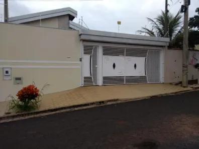 Casa com 3 Quartos à venda, 200m² no Jardim Altos do Palmital, Marília