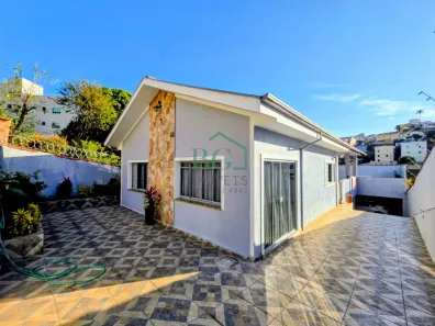 Casa com 3 Quartos à venda, 272m² no Jardim Quisisana, Poços de Caldas