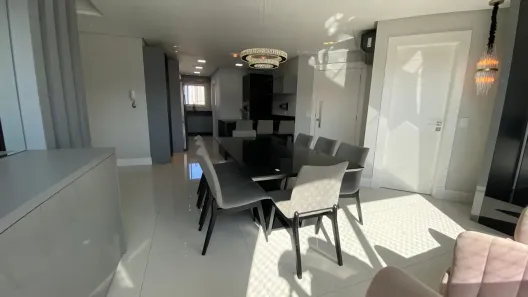 Apartamento com 3 Quartos para alugar, 129m² no Centro, Balneário Camboriú