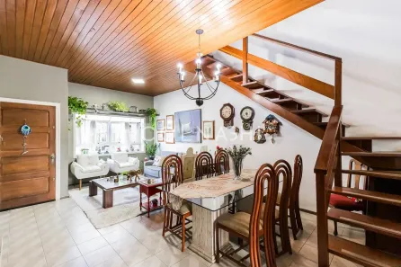 Casa com 4 Quartos à venda, 280m² no Chácara das Pedras, Porto Alegre