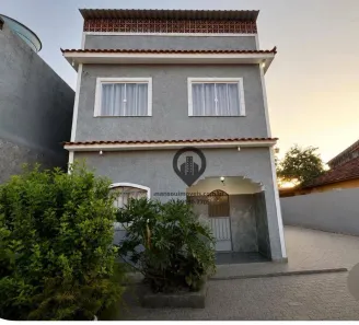 Casa com 5 Quartos à venda, 250m² no Bangu, Rio de Janeiro