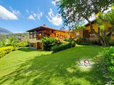 Casa de Condomínio com 4 Quartos à venda, 377m² no Araras, Petrópolis