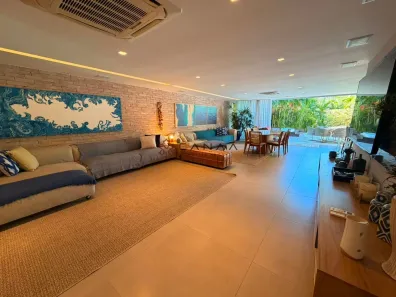 Casa com 5 Quartos para alugar, 250m² no Mombaça, Angra dos Reis