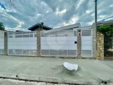 Casa com 3 Quartos à venda, 212m² no Jardim Leonor Mendes de Barros, São Paulo