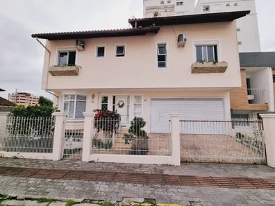 Casa com 4 Quartos à venda, 190m² no Canto, Florianópolis