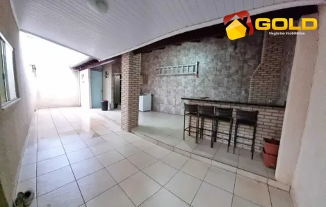 Casa com 3 Quartos à venda, 162m² no Jardim Holanda, Uberlândia