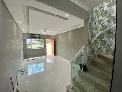 Sobrado com 3 Quartos à venda, 100m² no Parque São Domingos, São Paulo