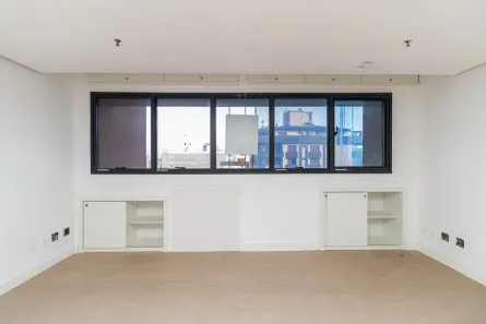 Sala Comercial com 1 Quarto à venda, 40m² no Rio Branco, Porto Alegre