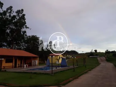 Fazenda/Sítio com 3 Quartos à venda, 100m² no Jardim Itapema, Guararema