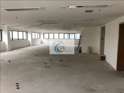 Sala Comercial para alugar, 218m² no Vila Olímpia, São Paulo
