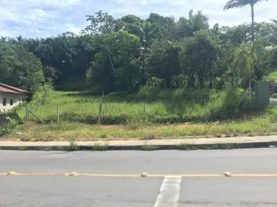 Lote/Terreno à venda, 900m² no Parque Guarani, Joinville