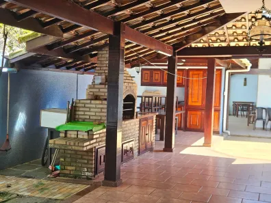 Casa com 6 Quartos à venda, 201m² no Riviera Fluminense, Macaé