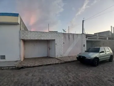 Casa com 3 Quartos à venda, 101m² no Batingas, Arapiraca