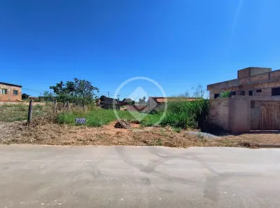Lote/Terreno à venda, 300m² no Parque Benjamin, Hidrolândia