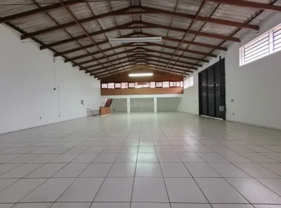 Galpão/Depósito/Armazém para alugar, 323m² no Bom Jardim, Ivoti