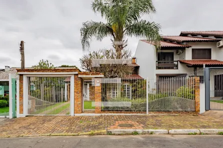 Casa com 3 Quartos para alugar, 215m² no Centro, Gravataí