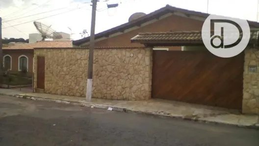 Casa com 3 Quartos à venda, 155m² no Centro, Vinhedo
