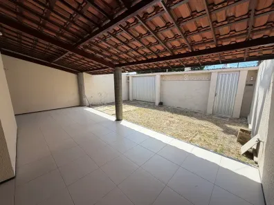 Casa com 2 Quartos para alugar, 150m² no , Aquiraz