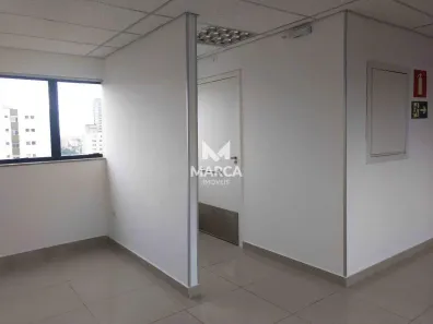 Sala Comercial para alugar, 171m² no Santa Efigênia, Belo Horizonte